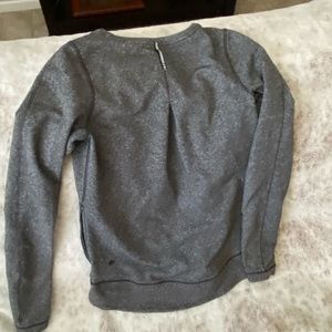 Exhalation Pullover